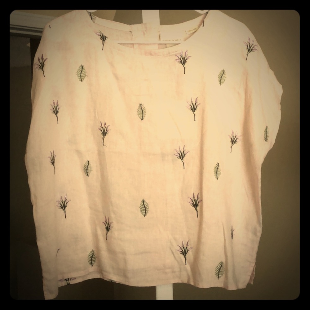 NWT Top
